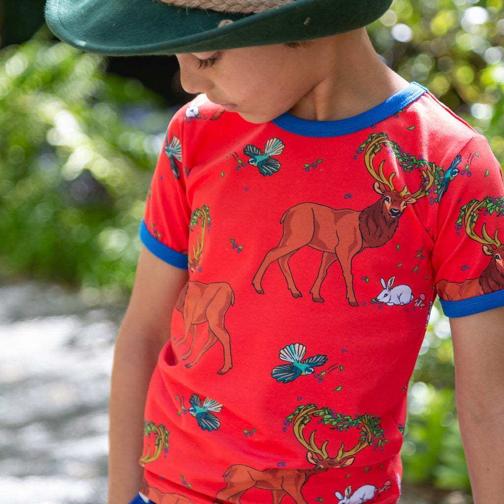 Cedar in the Berry Bush | Tee