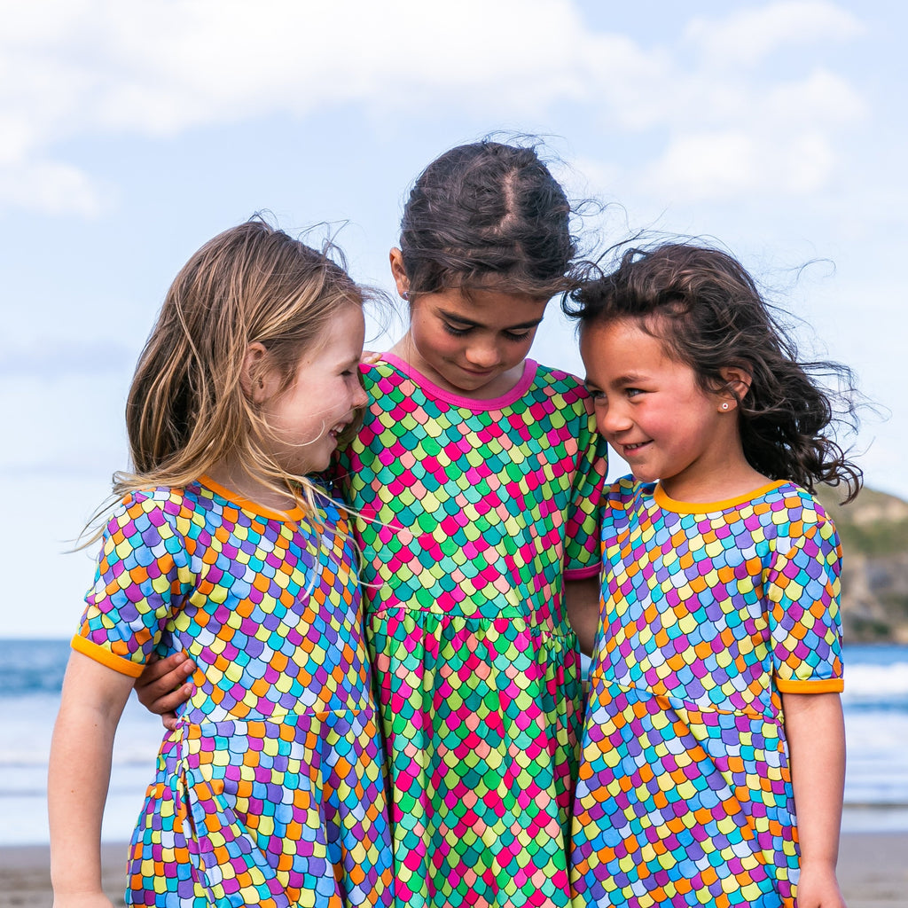 Rainbow scales - Blue light | Twirl dress