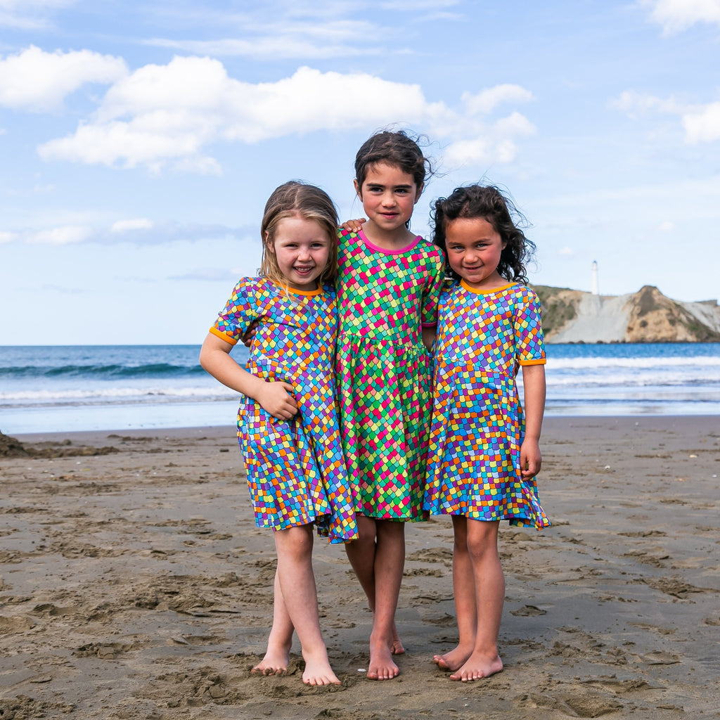 Rainbow scales - Blue light | Twirl dress