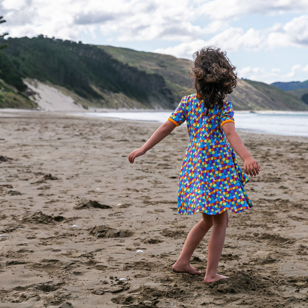 Rainbow scales - Blue light | Twirl dress