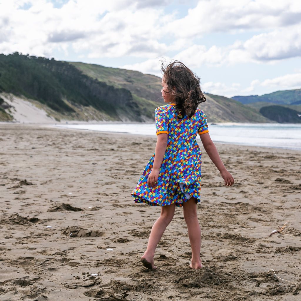 Rainbow scales - Blue light | Twirl dress