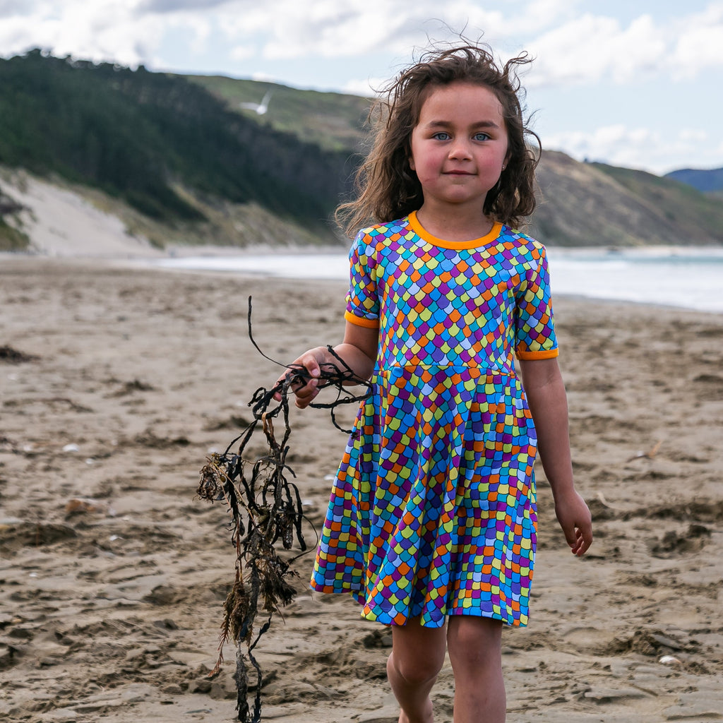 Rainbow scales - Blue light | Twirl dress