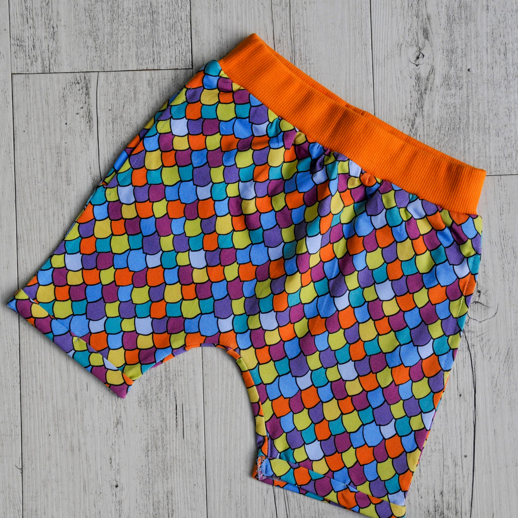 Rainbow scales | Harem shorts