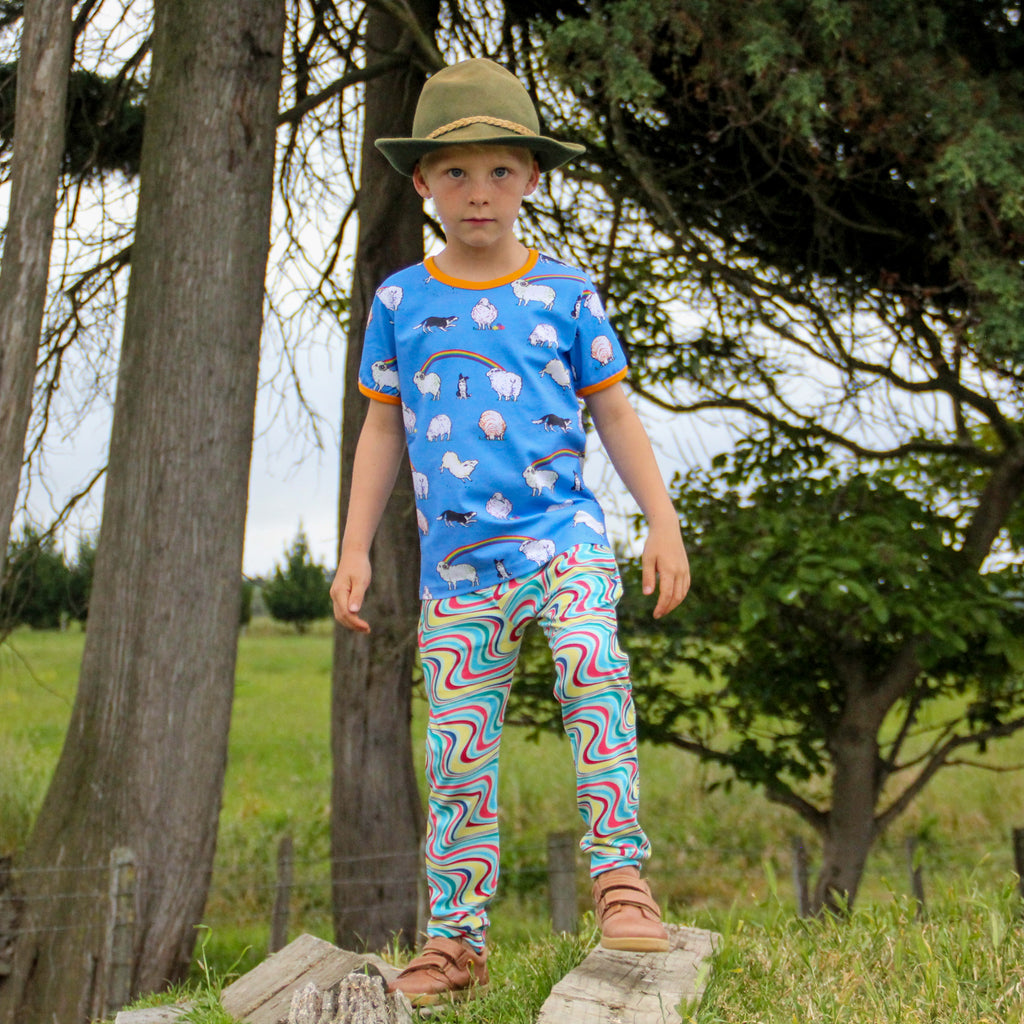 The Rainbow Sheep | Tee