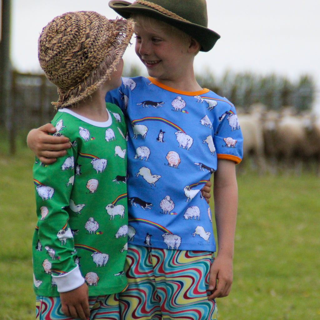 The Rainbow Sheep | Tee