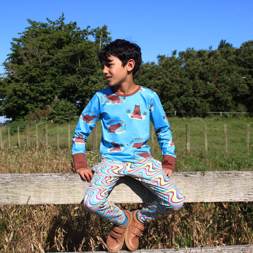 Bruno Under the Rainbow | Tee LS