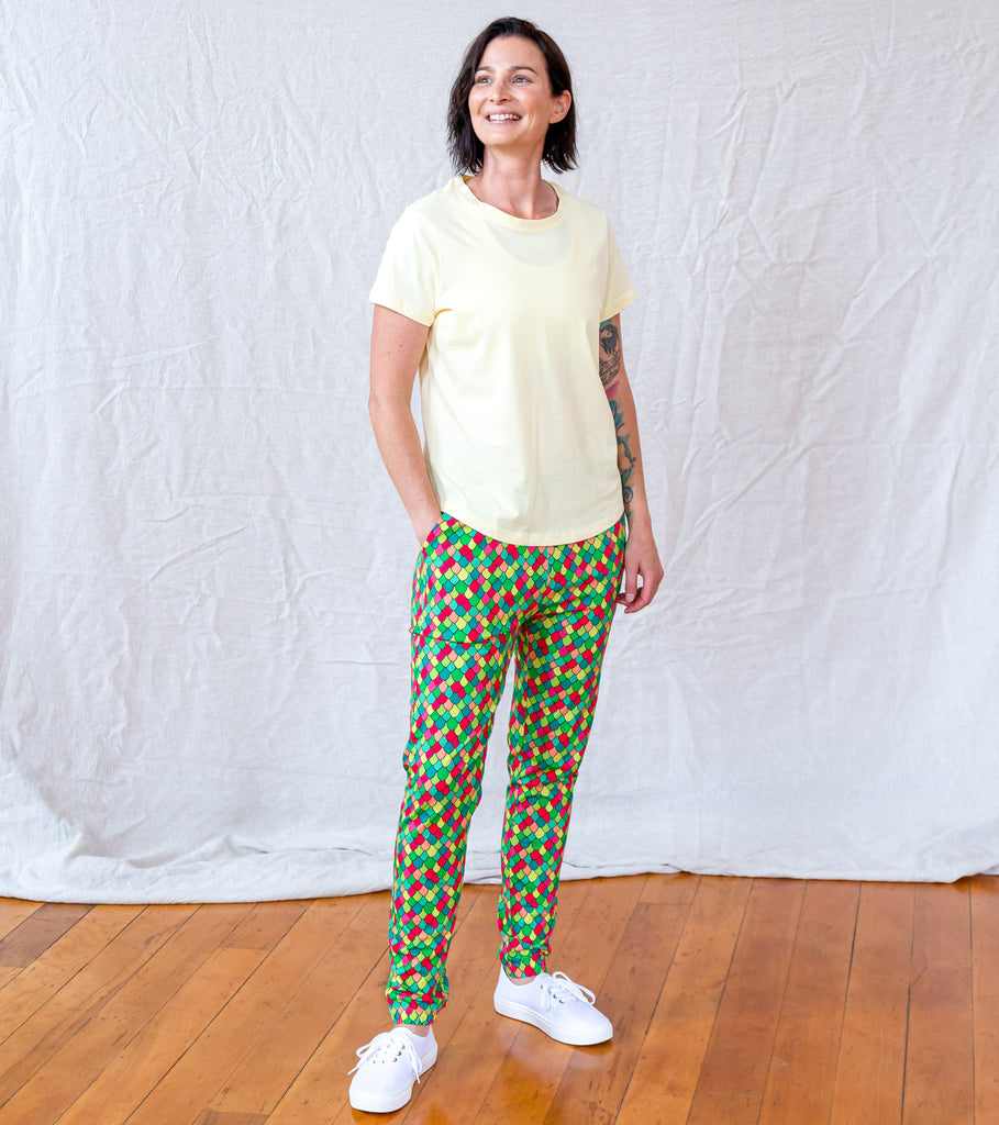 Rainbow Scales Pink Cosmos | Soft pant