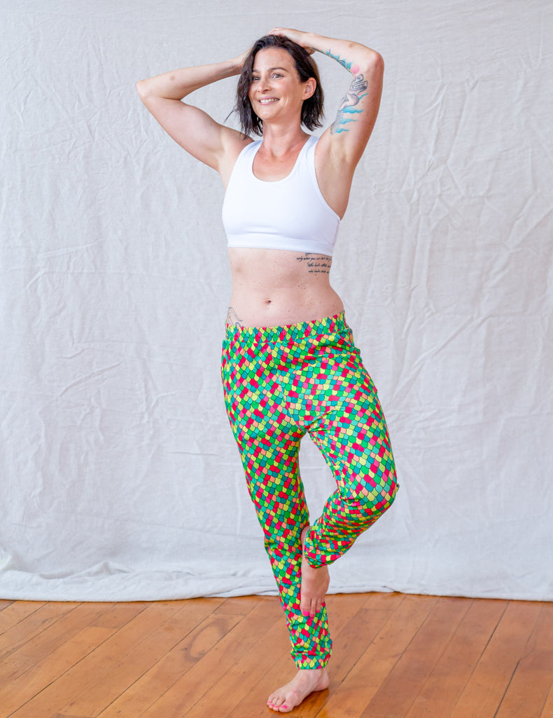 Rainbow Scales Pink Cosmos | Soft pant