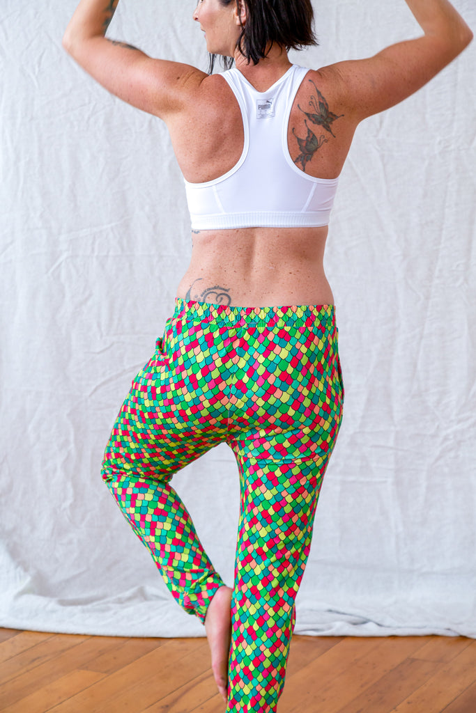 Rainbow Scales Pink Cosmos | Soft pant