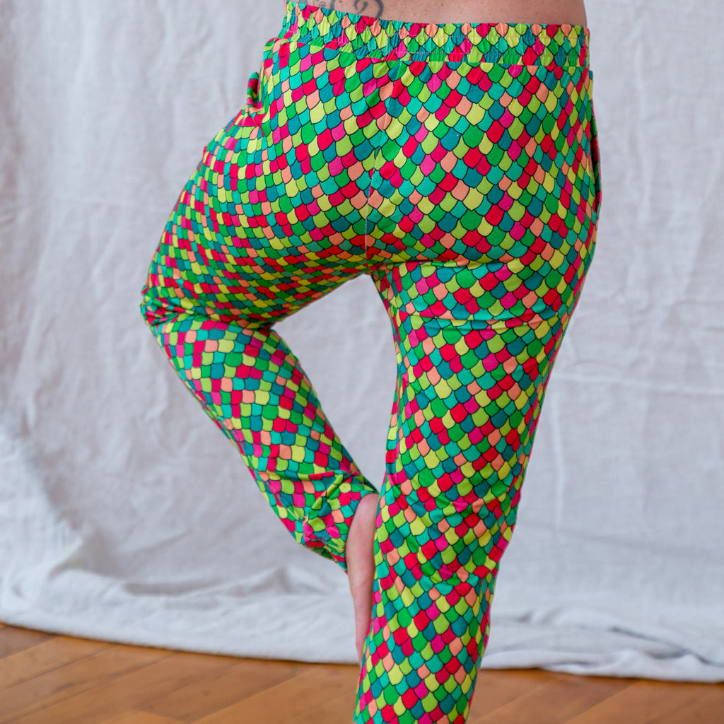 Rainbow Scales Pink Cosmos | Soft pant