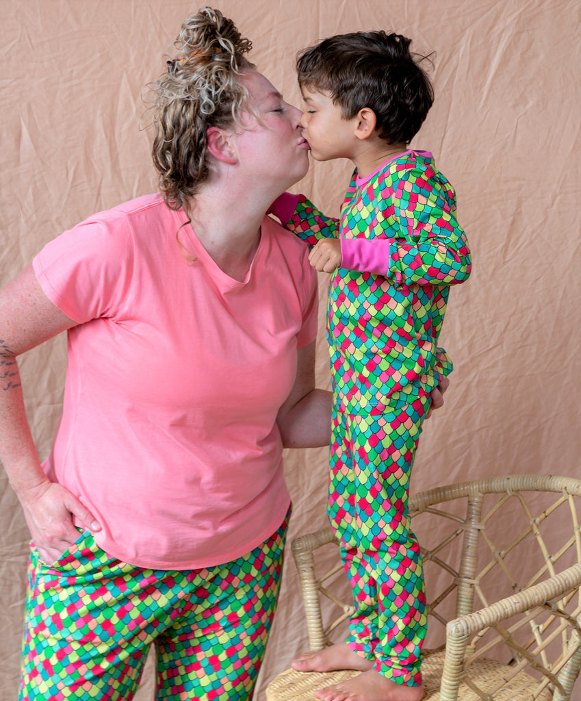 Rainbow Scales Pink Cosmos | Soft pant